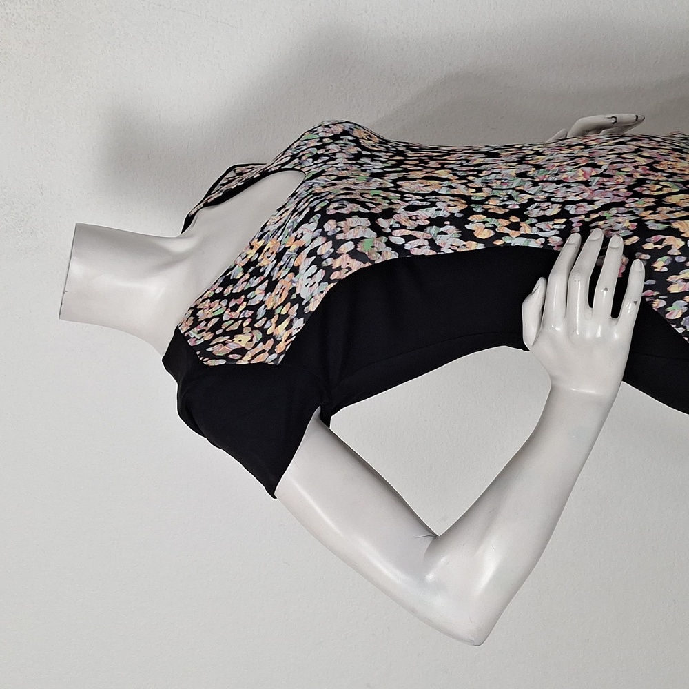 Bebe Black Multicolor Patterned V-Neck Scuba Nigh… - image 5